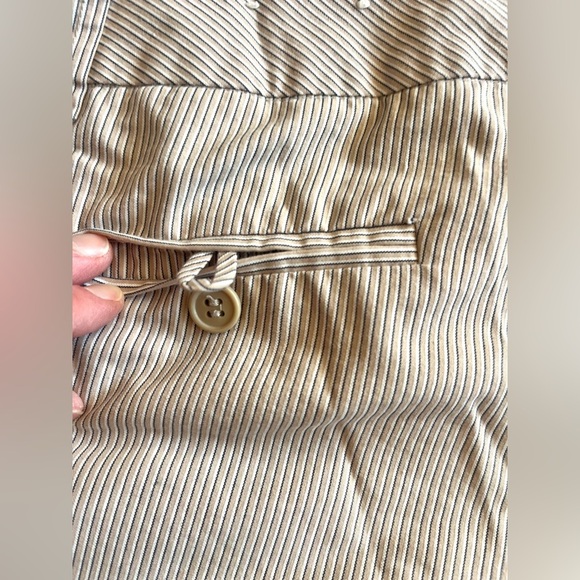 Studio Y Women's Tan Striped Shorts Size 7/8 - Picture 8 of 9
